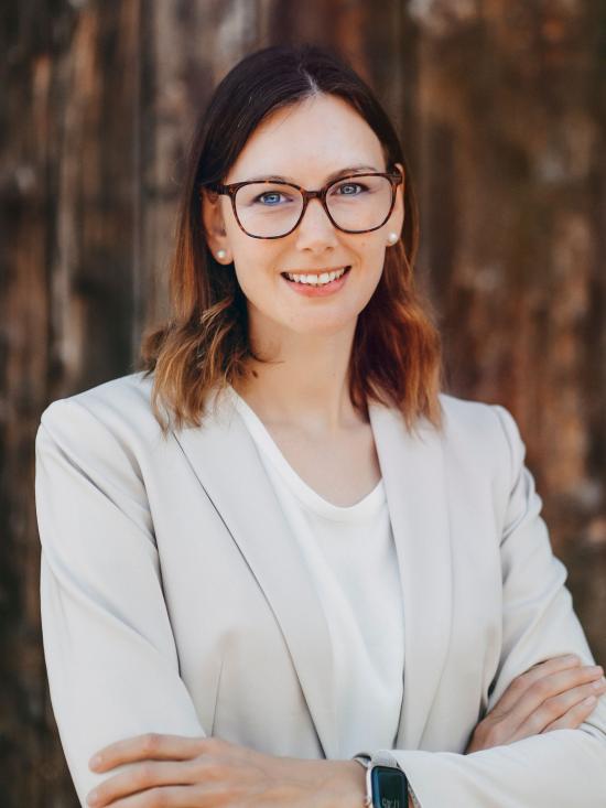 Katharina Kurz, BSc, MA, MU